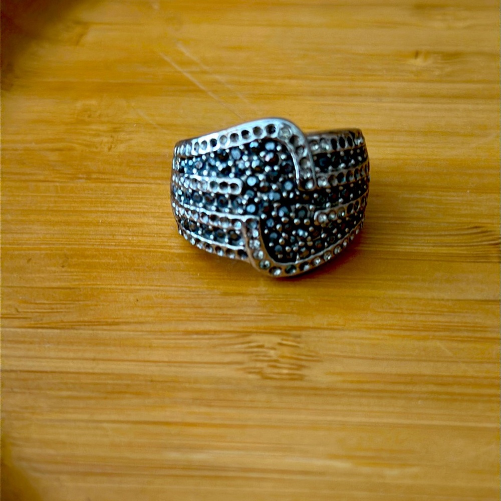 Lia Sophia size 6 black and white stones sterling silver ring